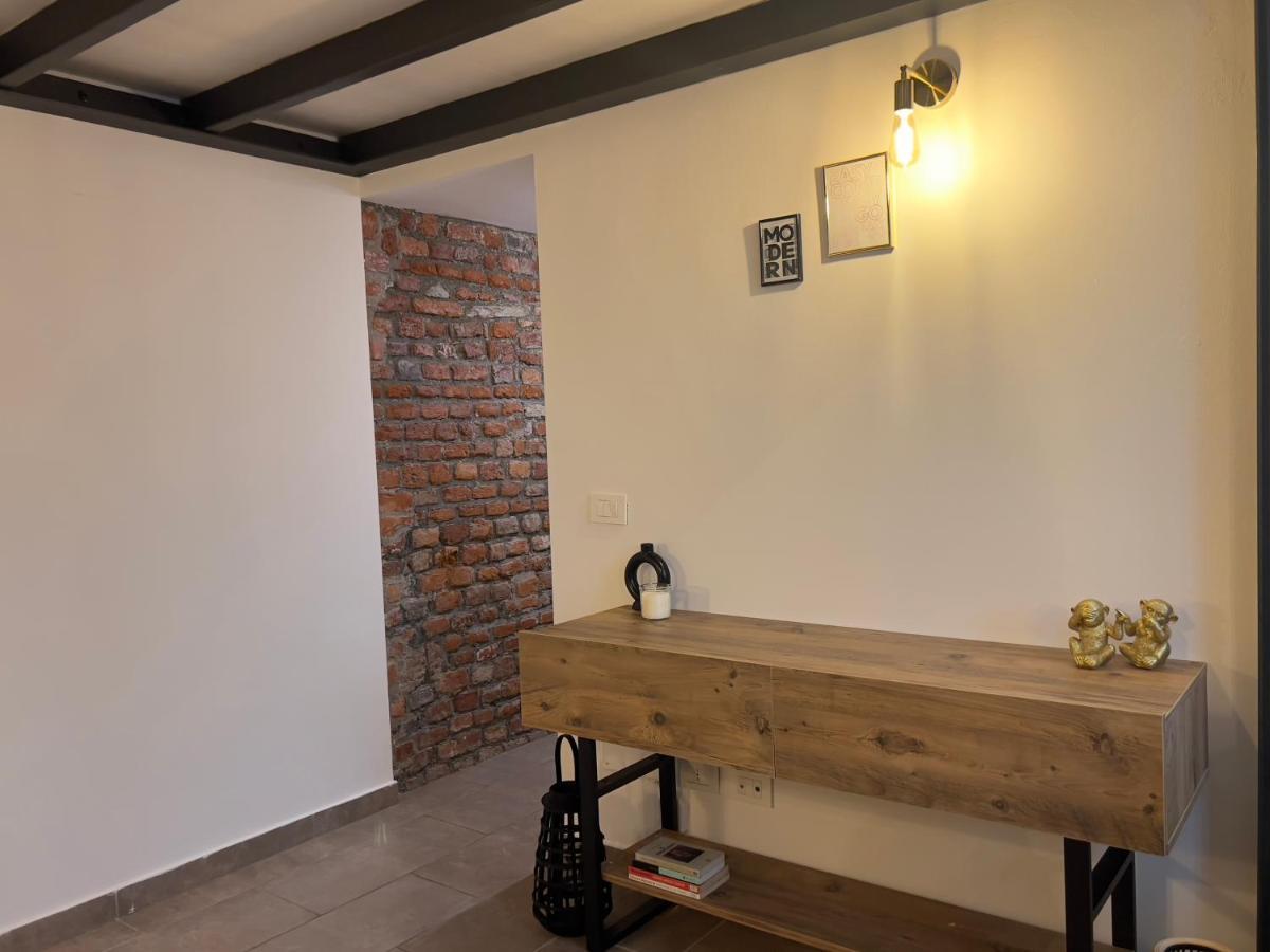 Apartament Regina Milano In Porta Romana 3 - Sky Tv, Wifi & Breakfast Box Zewnętrze zdjęcie