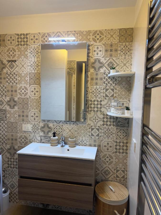 Apartament Regina Milano In Porta Romana 3 - Sky Tv, Wifi & Breakfast Box Zewnętrze zdjęcie