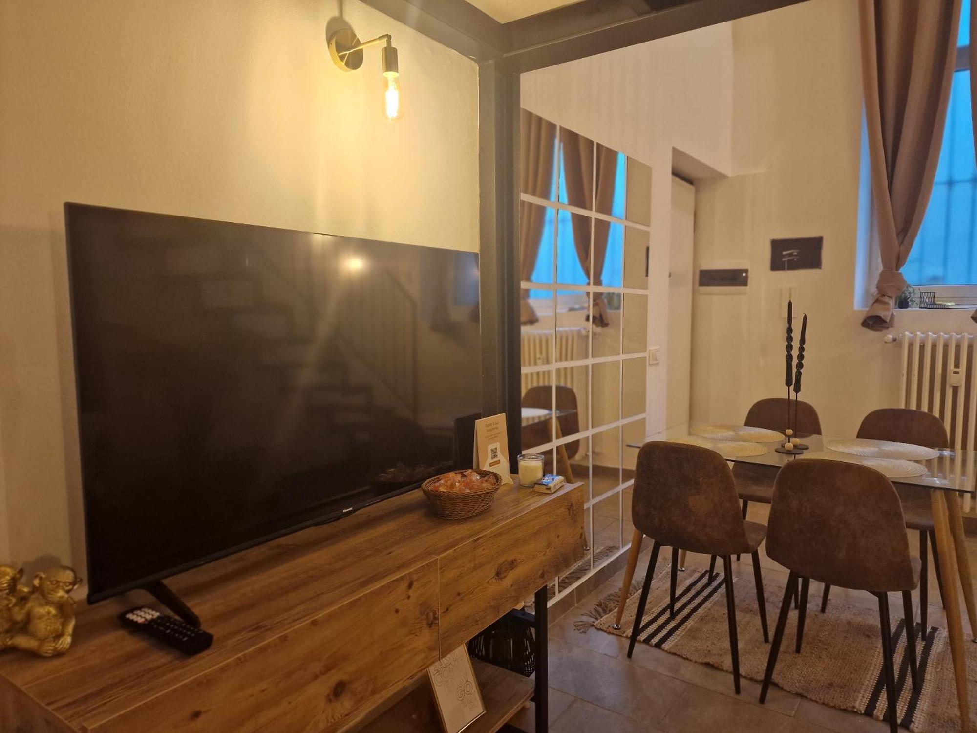 Apartament Regina Milano In Porta Romana 3 - Sky Tv, Wifi & Breakfast Box Zewnętrze zdjęcie